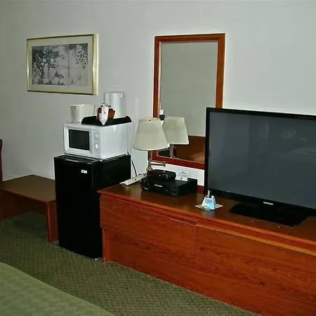 Travelodge By Wyndham The Dalles-3
