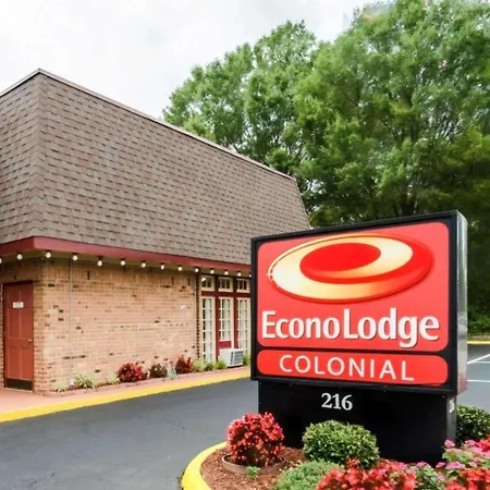 Econo Lodge Colonial-3