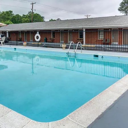 Rodeway Inn & Suites Williamsburg-2