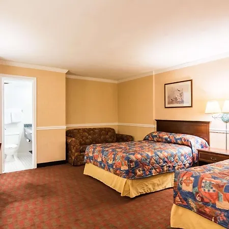 Rodeway Inn Fairfax-3