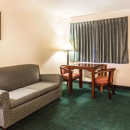 Econolodge Everett-2