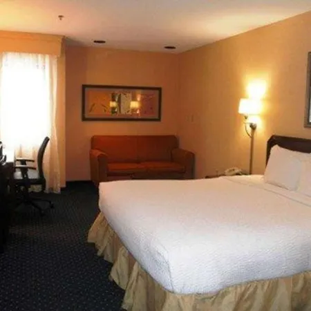 Quality Inn & Suites- Valparaiso-3