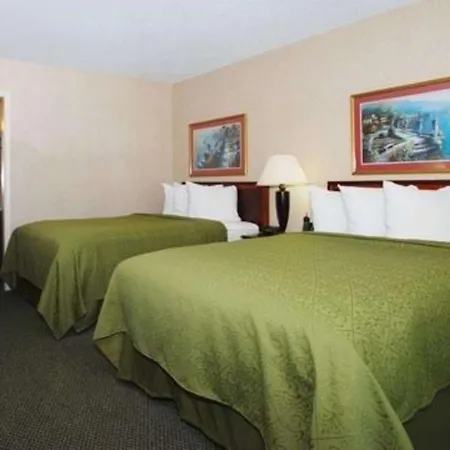 Rodeway Inn Conference Center-3
