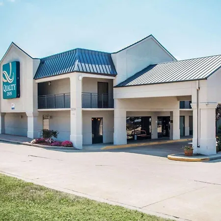 Quality Inn Us65 & E Battlefield Rd Springfield-2
