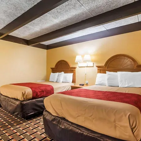 Econo Lodge New Paltz-2