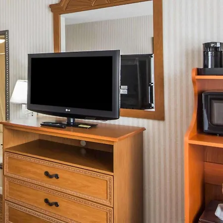 Quality Inn Ponca City Route 77-3