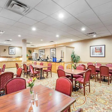 Clarion Inn Tulsa International Airport-2