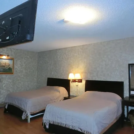 The Garden Villas Hotel-3