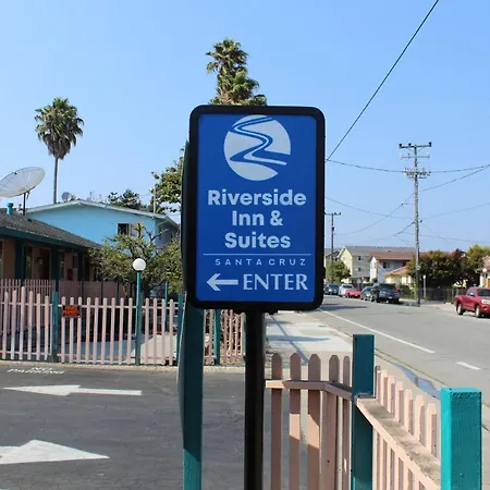 Riverside Inn & Suites Santa Cruz-2