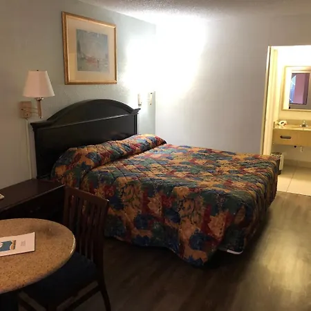 Executive Garden Titusville Hotel-2