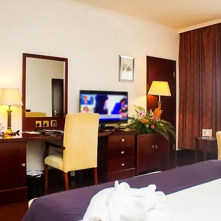 Golden Tulip Kumasi City-2