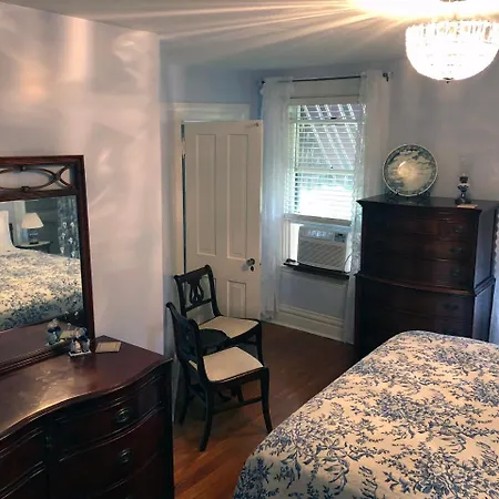 The Parsonage Inn B&B-3