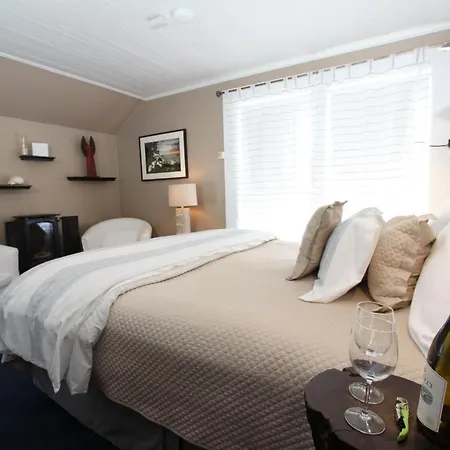Seagull Inn Bed & Breakfast-3