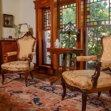 The Towers Bed & Breakfast-3