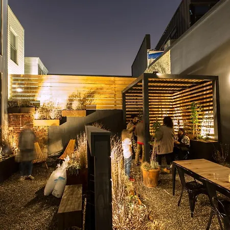 Lokal Hotel Fishtown-2