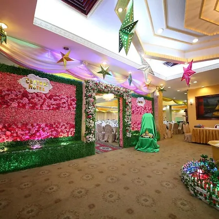 Central Hotel-2