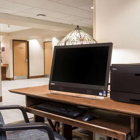 Baymont Inn & Suites By Wyndham Anchorage Airport-2