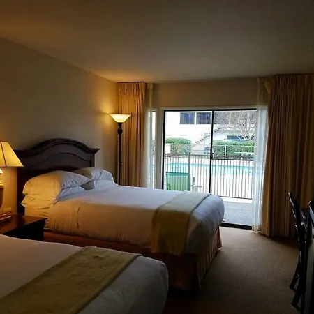 Red Lion Hotel Medford-2