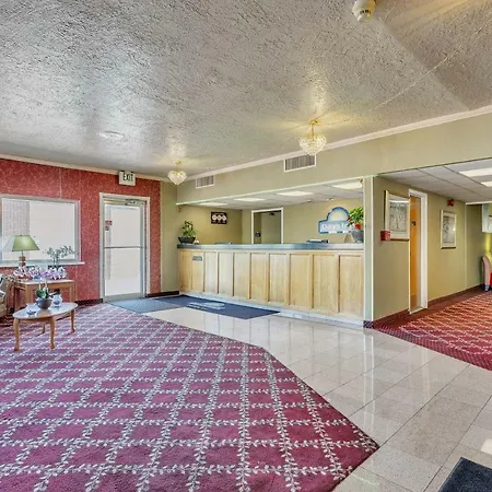 Days Inn By Wyndham Ogden-3