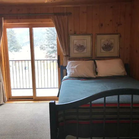 The Lodge At Red River-3