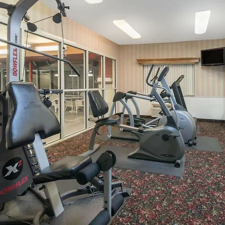 Ramada Limited Bismarck-3