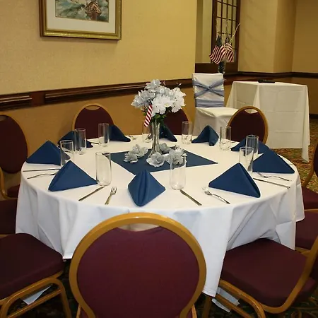 Quality Inn Near Hampton Coliseum-2
