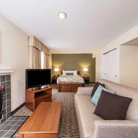 Hawthorn Suites Fort Worth University-3