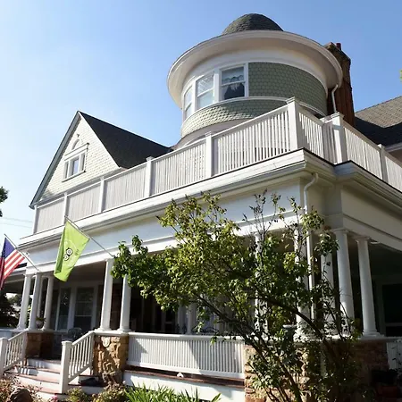 Berkeley House Bed & Breakfast-2