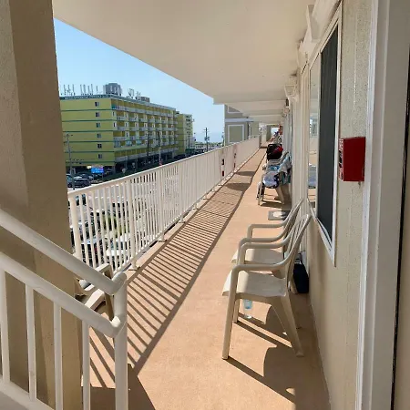 Surf Song Beach Resort-2