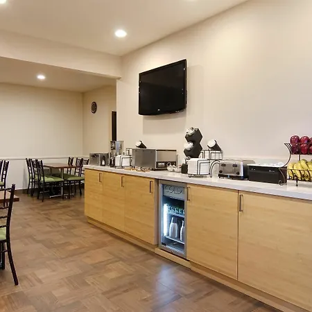 Best Western Plus Glendale-3