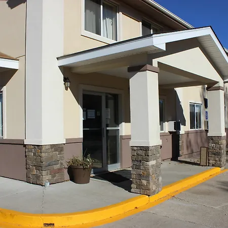 Super 8 By Wyndham Grand Forks-3