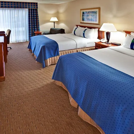 Ramada By Wyndham Midtown Grand Island-2