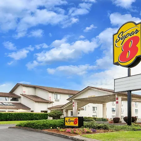 Super 8 By Wyndham Salem-2