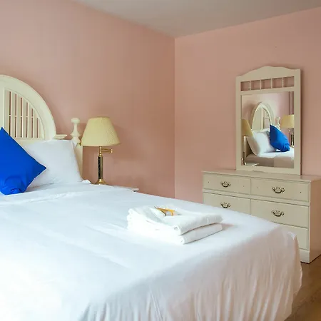 Charlton Suites Guest House-2