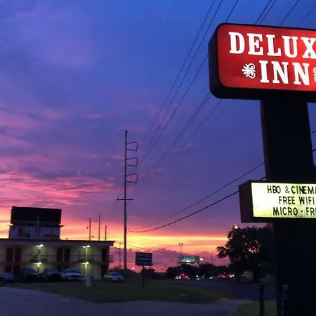 Deluxe Inn-2