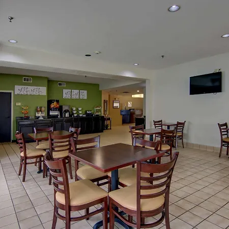 Wingate By Wyndham Macon I-475-2