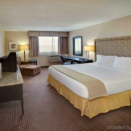 Holiday Inn Express Chicago-Palatine/North Arlington Heights-2