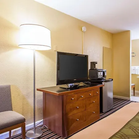 Amerivu Inn-Gilbertsville-2