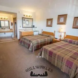 Bullwinkles Rustic Lodge-2
