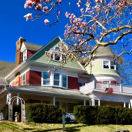 Berkeley House Bed & Breakfast-3