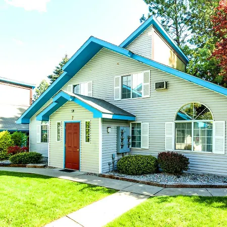 Turning Leaf Townhome Suites-2