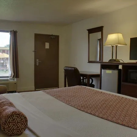 Winter Haven Gardens Inn-2