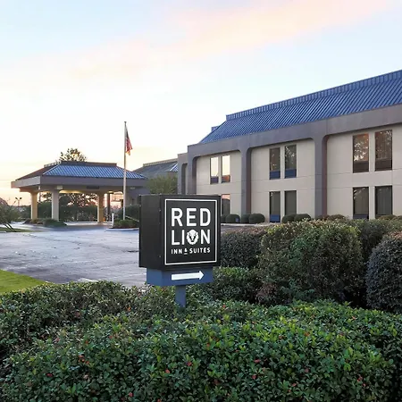 Red Lion Inn & Suites Hattiesburg-2