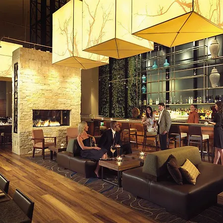 Four Seasons Hotel Vancouver-2