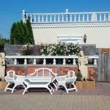 Dover Garden Suites-3