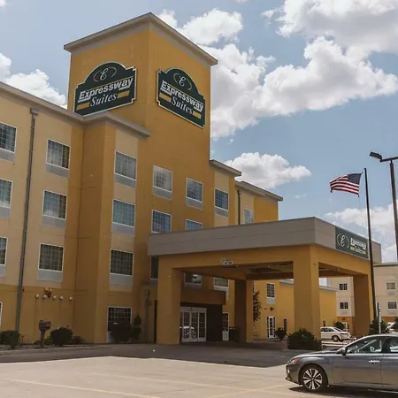 Expressway Suites Minot-3
