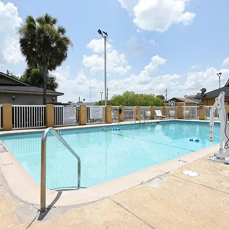 Hotel Valdosta Ga I-75 & St Augustine Rd-3