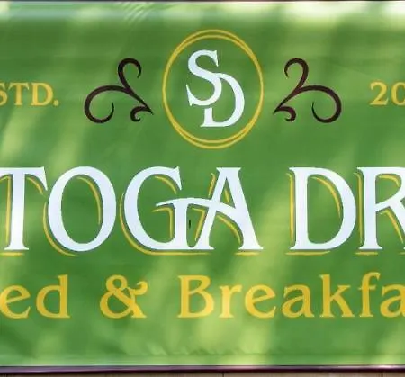 Saratoga Dreams Bed And Breakfast-3
