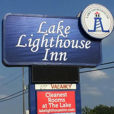Lake Lighthouse Inn-2