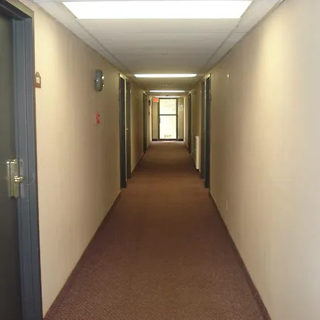 Budget Inn Bath-2